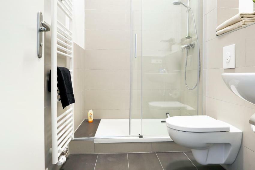 Sc 01 By Rockchair L Superhost Status L 2 Bedrooms Boxspringbeds Balcony Elevator - Cozy Family & Business Flair Welcomes You! Appartement Berlijn